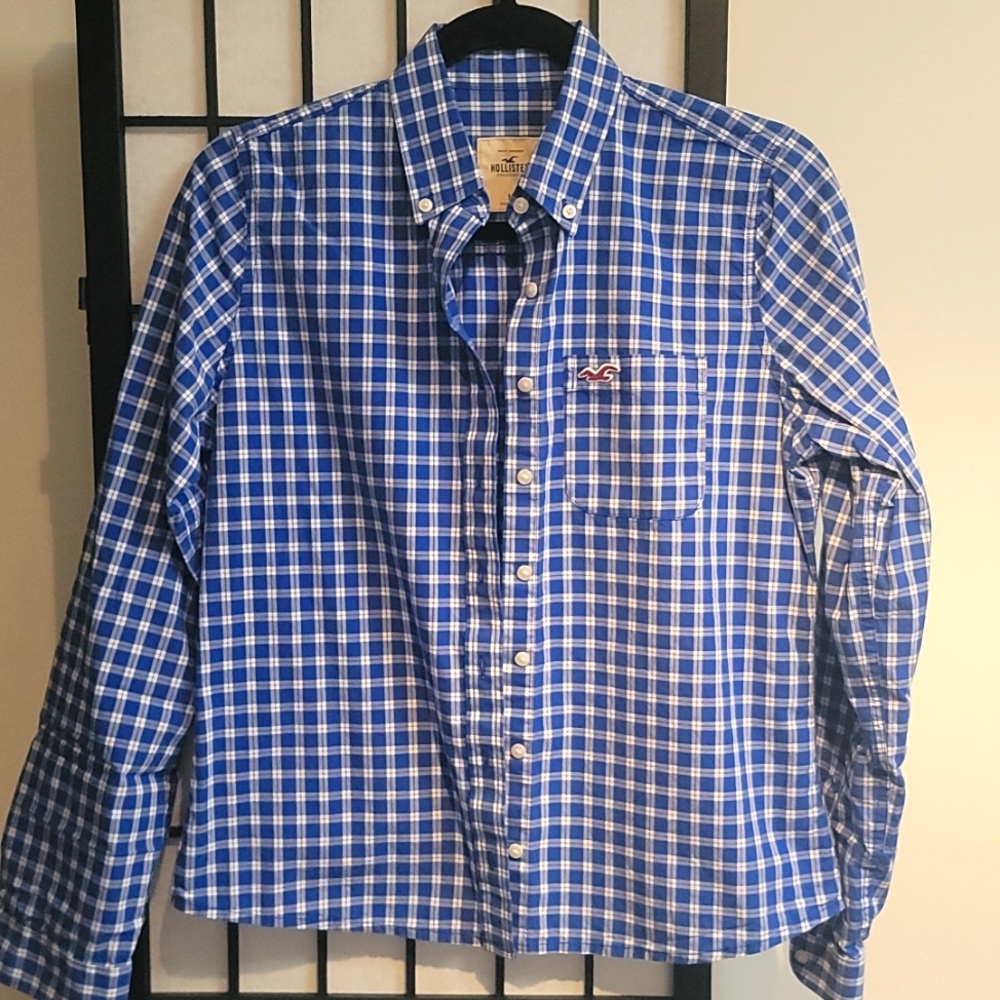 Hollister shirt